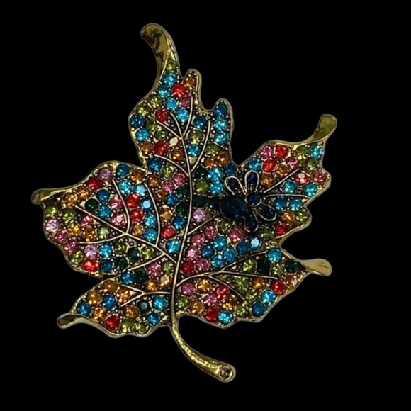 Multi Colored Maple Leaf Brooch - Picture 2 of 8